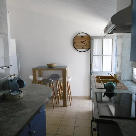 Holiday home Maison Confortable Pour 4 Pers, Proche Et Centre - Fr-1-823-123 Noirmoutier-en-l'Ile